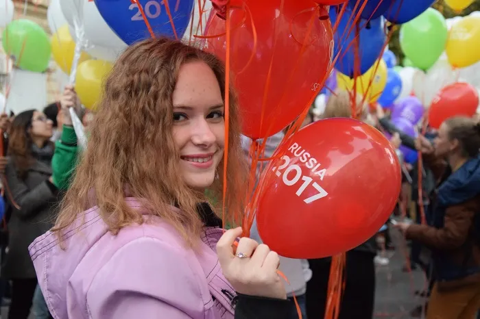 В Севастополе интернациональная молодёжь попросила у будущего мира