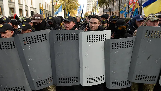 Генпрокурор Украины пообещал не сносить палаточный городок у Рады