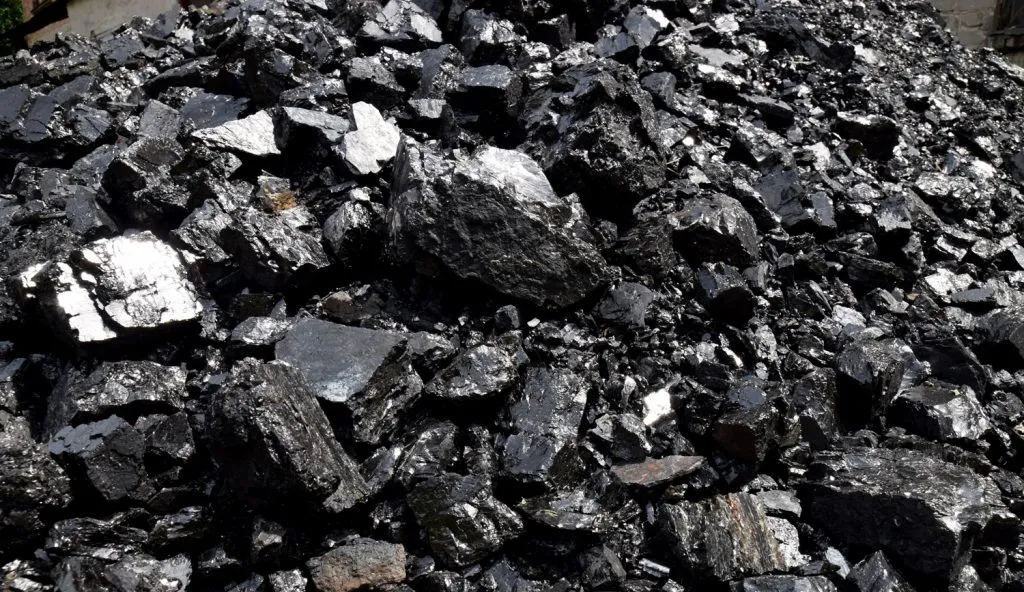 Угольная зависимость Украины вновь ударит по карману рядовых граждан этой зимой