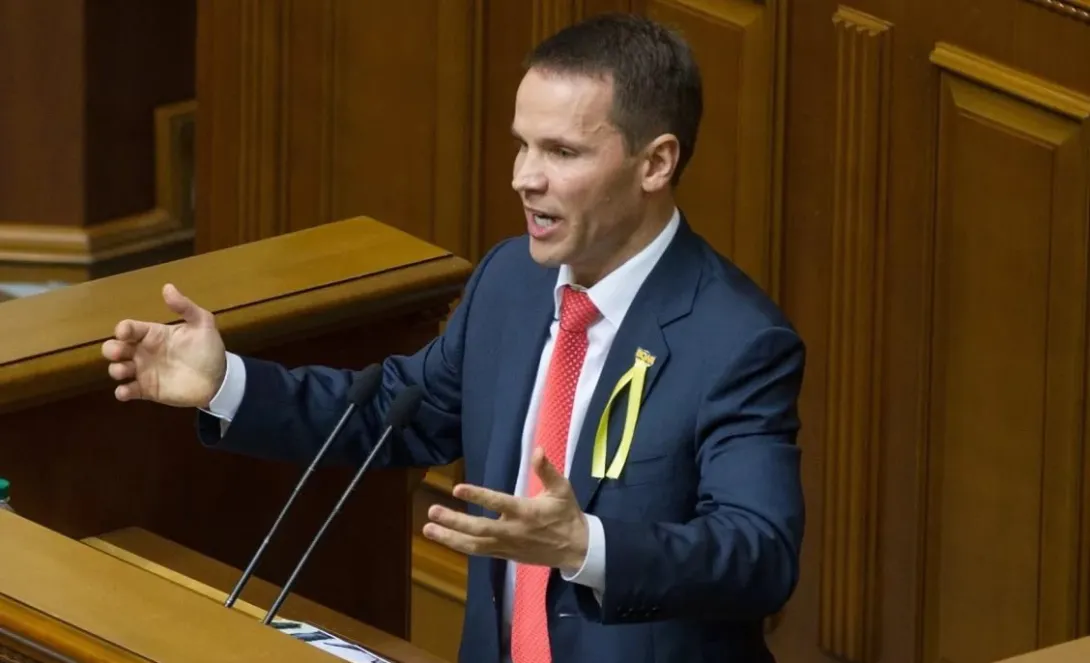 В Раде зарегистрирован законопроект о прекращении полномочий президента Украины