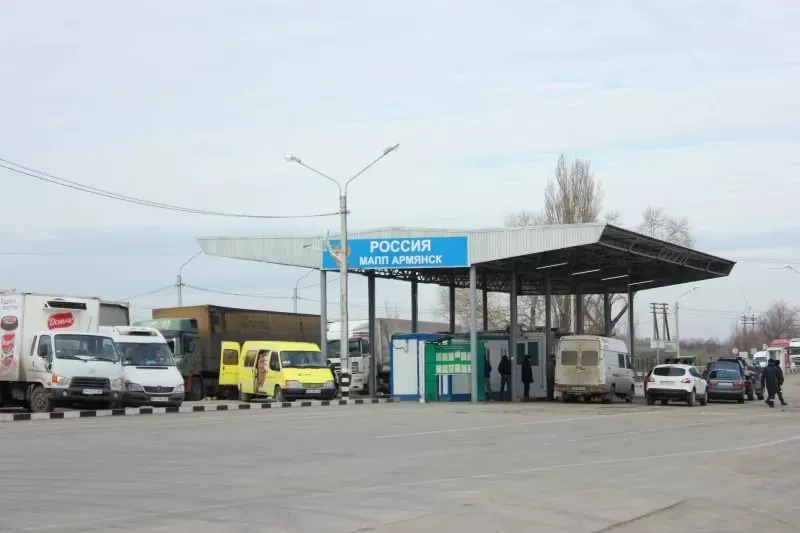 Пограничники Крыма пресекли провоз боеприпасов гражданами Украины