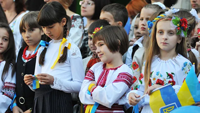 В украинских школах физику, химию и биологию объединят в один предмет
