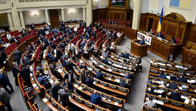 В Раде требуют расследования из-за обслуживания "Антоновым" самолетов из РФ