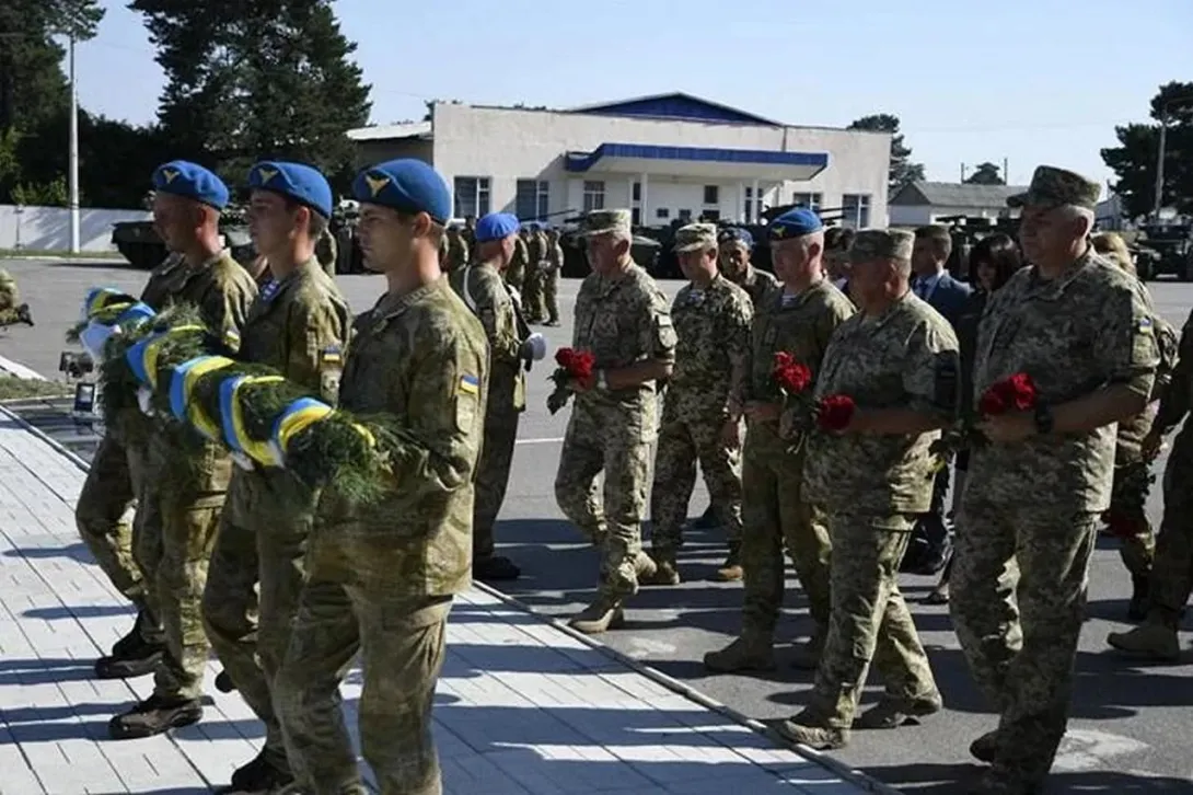 Минобороны Украины «декоммунизировало» День ВДВ