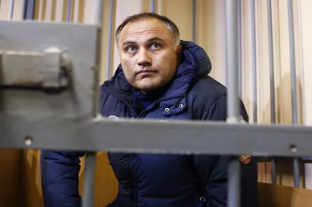 Бывший вице-губернатор Петербурга признал вину в хищении более 50 млн руб.