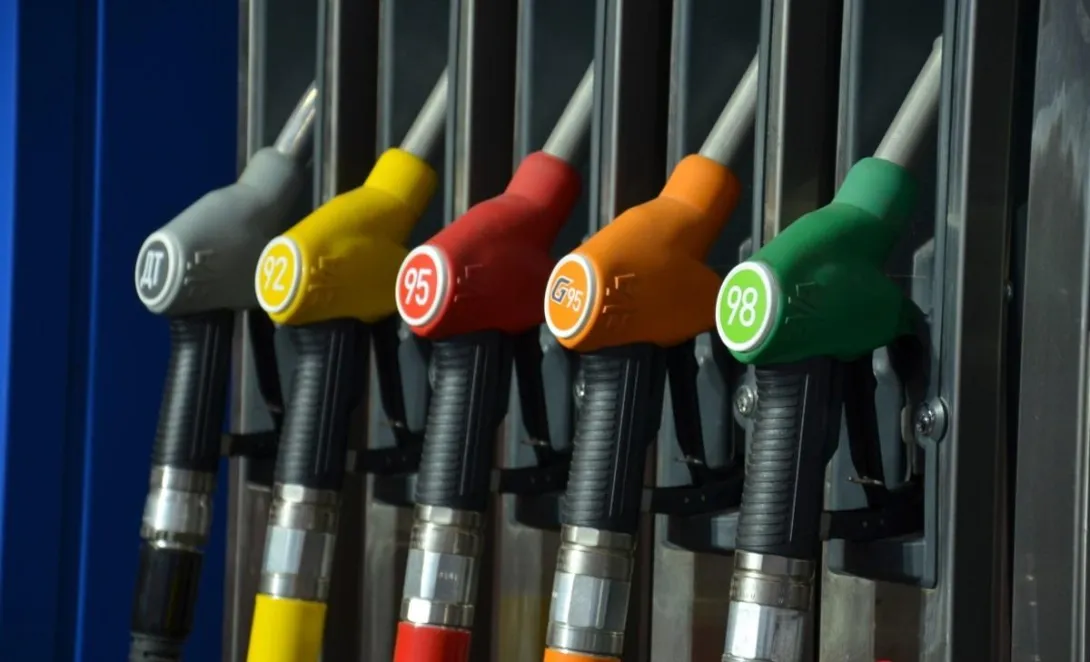 Цены на бензин в России достигли рекордных показателей