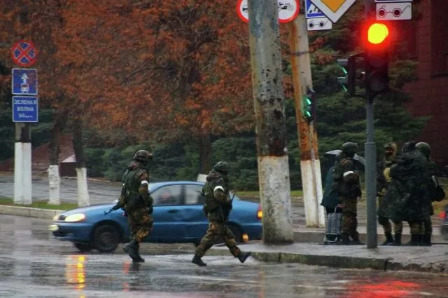 Наблюдатели ОБСЕ выложили в сеть фото военной техники в Луганске