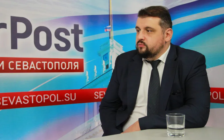 Овсянников уволил главу pr-департамента правительства Севастополя
