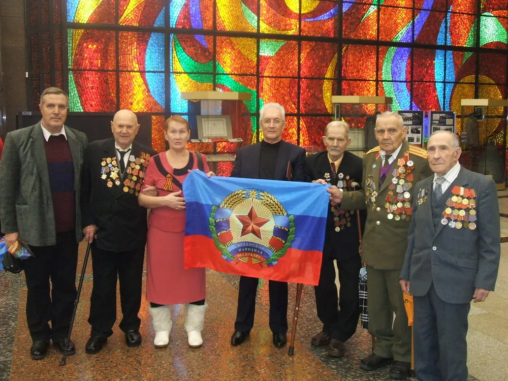 Ветераны Великой Отечественной войны из ЛНР побывали на "Балу Победителей" в Москве