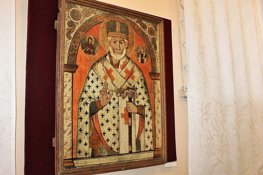 Икона Св. Николая Чудотворца XVII века ни разу не покидала военный Донецк