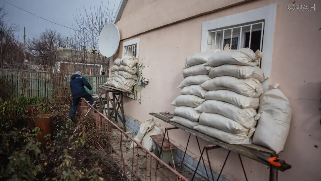Они специально по нам целятся: жители Докучаевска рассказали об обстреле со стороны ВСУ 