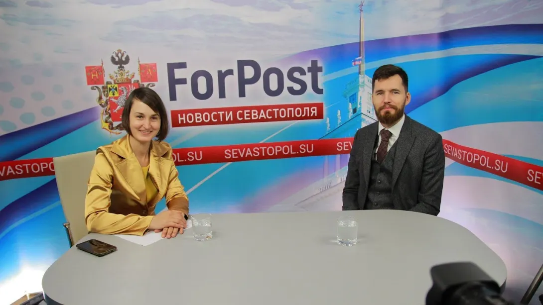 "Почти полдень". В студии ForPost Алексей Овчаренко - соавтор проекта "Военно-исторический парк на Федюхиных высотах" 