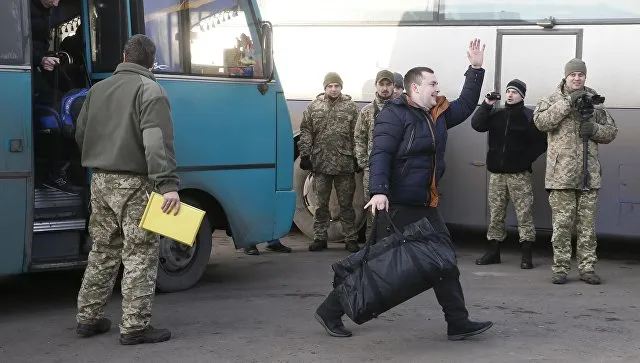 В Донбассе завершился крупнейший обмен пленными между Народными Республиками и Украиной