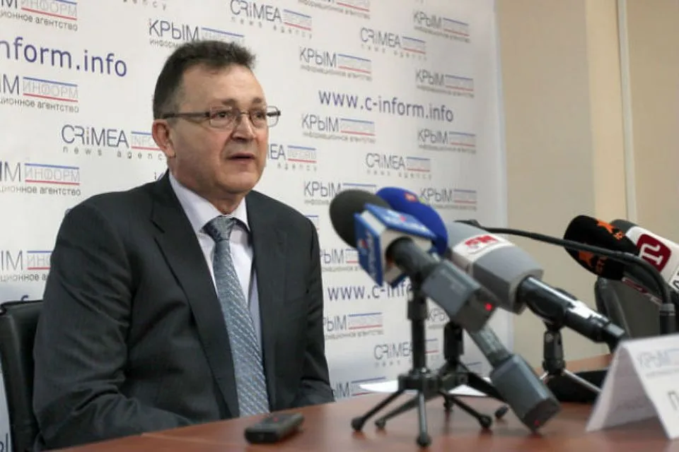 Беглый министр прикупил элитной недвижимости в Украине на "крымские" деньги 