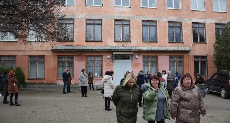 Из интерната №5 в Севастополе эвакуировали детей