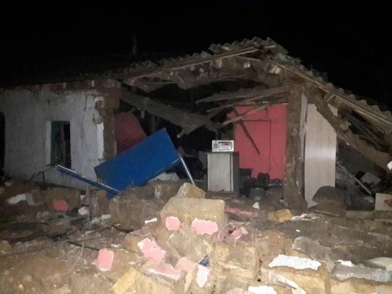 В Крыму взрывом газа разрушен жилой дом