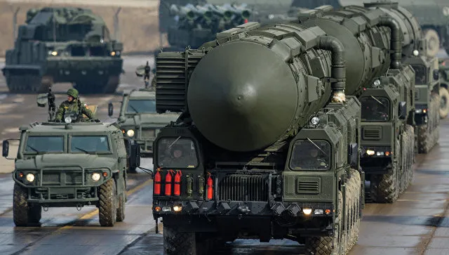 Россия не собирается первой наносить ядерный удар по США, заявили в Госдуме