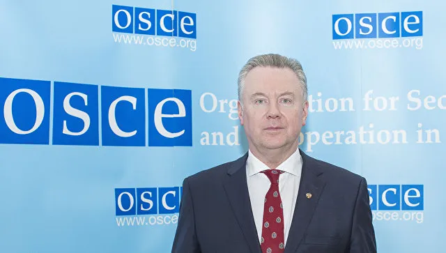 Лукашевич назвал условие возвращения российских офицеров в СЦКК