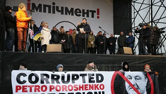 Сторонники Саакашвили вызвали Порошенко на майдан для публичной отставки