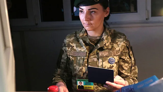 Украина введет одноразовые визы за 65 долларов
