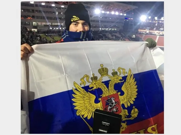 Американский болельщик пришёл на церемонию открытия Олимпиады с флагом России