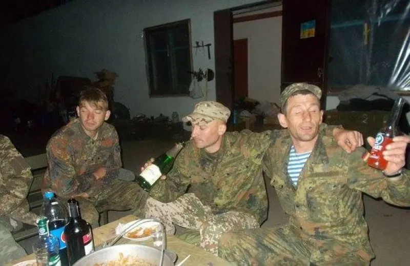 Пьяный боец ВСУ в зоне "АТО" застрелил из автомата сослуживца – Народная милиция ЛНР