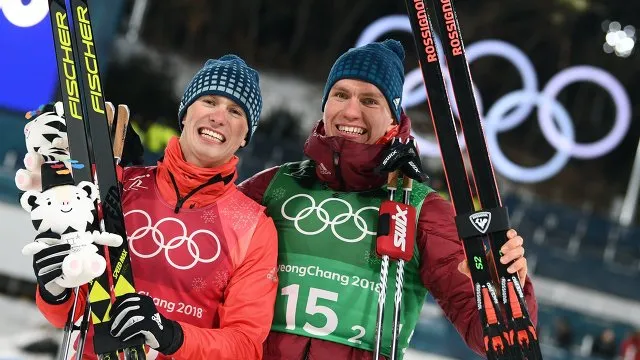 Россияне Спицов и Большунов завоевали серебро в командном спринте на ОИ