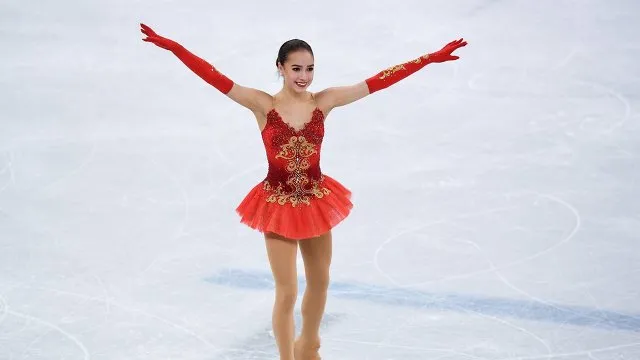 Фигуристка Алина Загитова принесла России первое золото Олимпиады