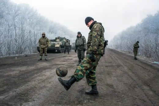 В Донбассе вступает в силу очередное перемирие 