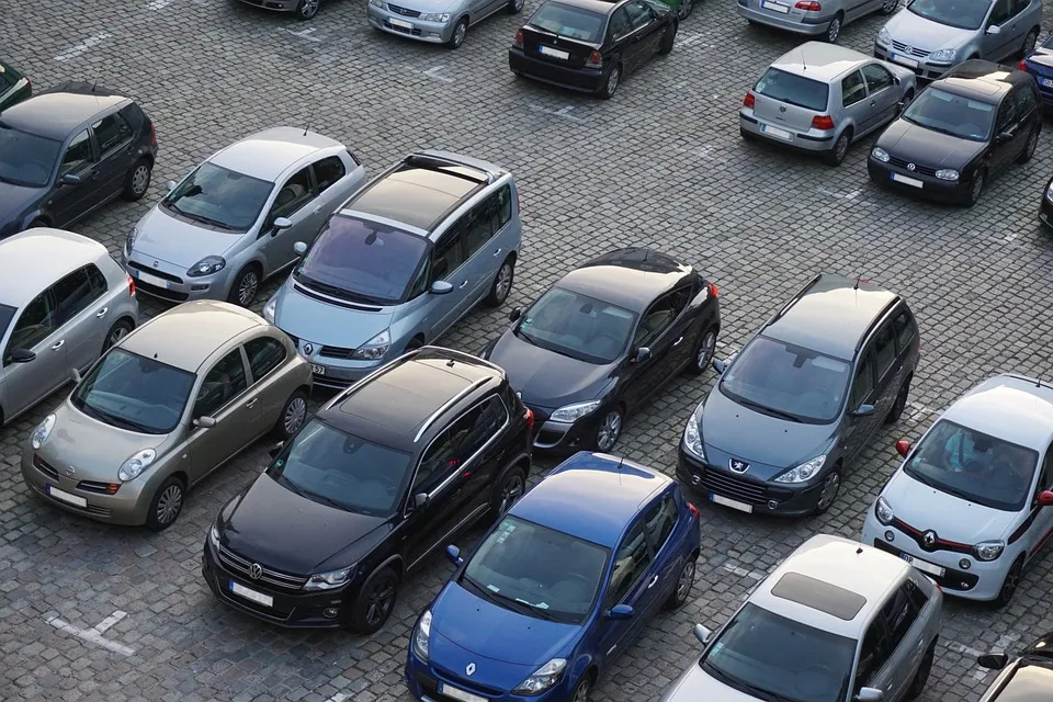«Незаконная» парковка принесёт в казну Севастополя почти 6 млн