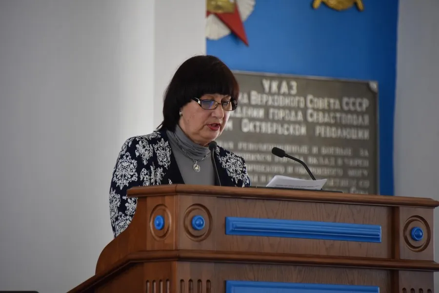 Севастопольские депутаты поспорили об объективности местных СМИ