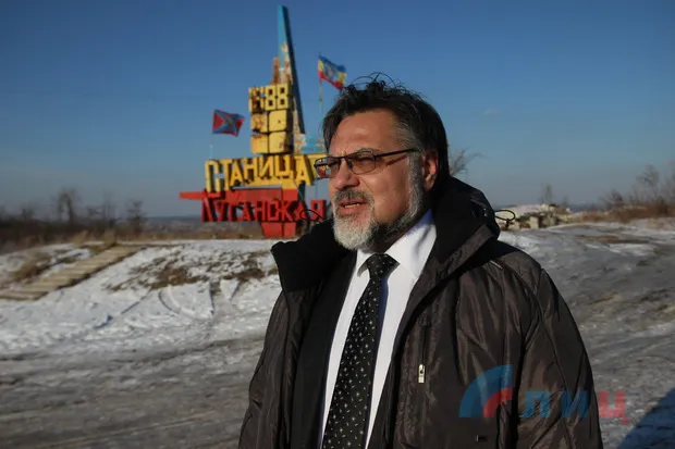 Киев заявил о готовности отвести силы у Станицы Луганской 18 марта - Дейнего