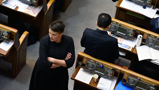 Савченко пришла в Раду с оружием и гранатами, сообщили СМИ