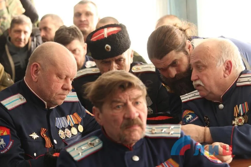 Атаманы Луганской Народной Республики выступают за создание единой казачей организации