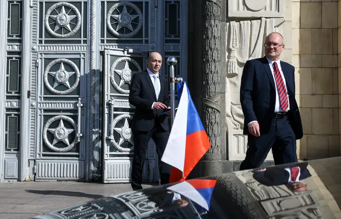 МИД РФ официально объявил о высылке дипломатов 23 стран из России