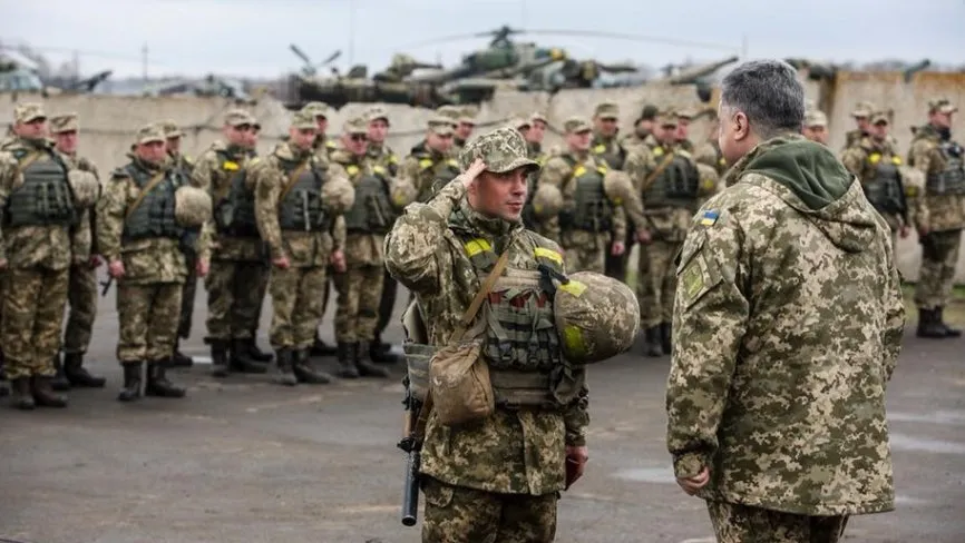 «Какой Ростов? До Донецка бы дойти»: генерал ВСУ предупредил об опасности наступления на Донбасс 