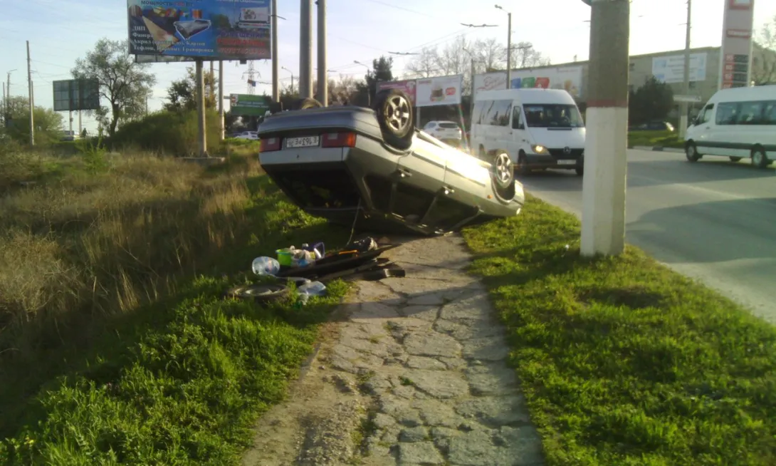 Авария в Севастополе вызвала километровую пробку
