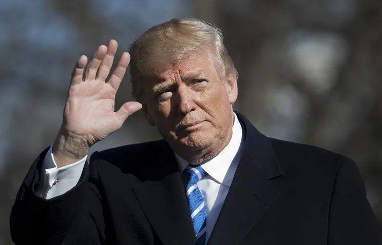 Трамп заявил о наличии у США множества военных вариантов в связи с ситуацией в Сирии