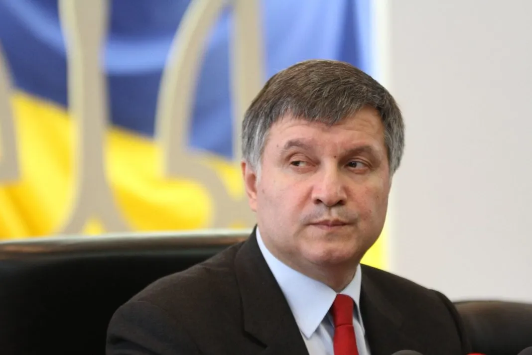 Аваков предлагает ввести статус коллаборанта для жителей Донбасса
