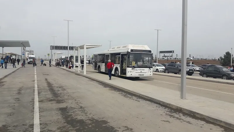 Кто и как возит в новый терминал аэропорта Симферополя