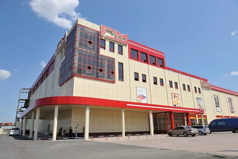 Семья депутата держала в Крыму опасный торговый центр
