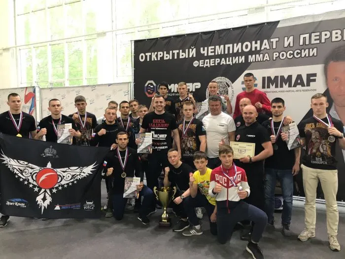 С победами вернулись бойцы Клуба Единоборств «Князь Владимир» с Чемпионата и Первенства России по ММА (IMMAF) 