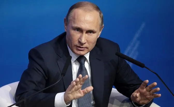 Путин сыронизировал о «российском агенте» Борисе Джонсоне