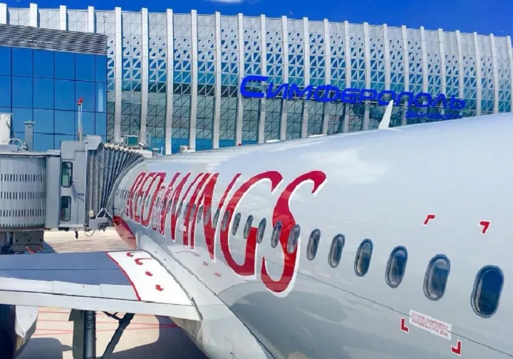Авиакомпании сокращают число рейсов в Симферополь
