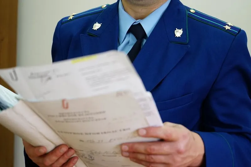 Прокуратура тысячами выявляет коррупциогенные факторы в Крыму