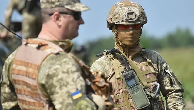 Порошенко подписал закон о мотивации к военной службе