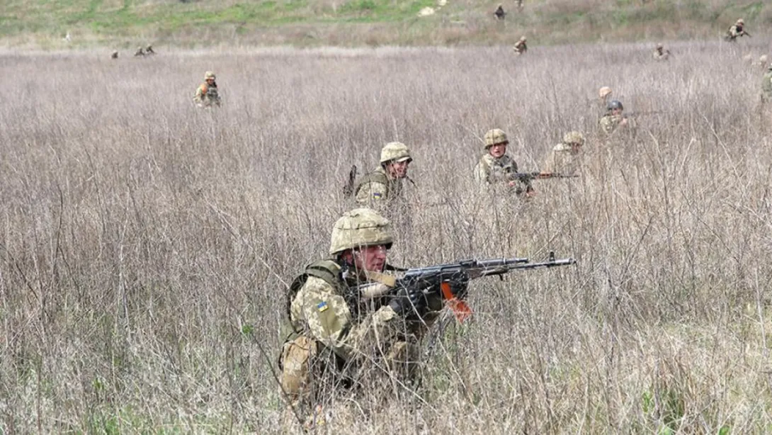 ЛНР: иностранные инструкторы готовят ВСУ для провокаций в Донбассе 