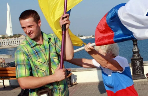 СевСети #503. Остров для чиновников и украинский флаг в Севастополе