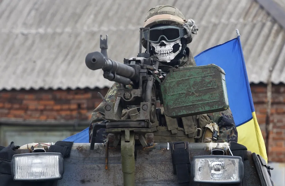 Разведка ЛНР выявила переброску в Донбасс украинских БМП и минометов 