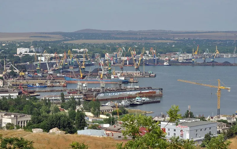 Крымский мост ударил по морским грузовым и пассажирским перевозкам